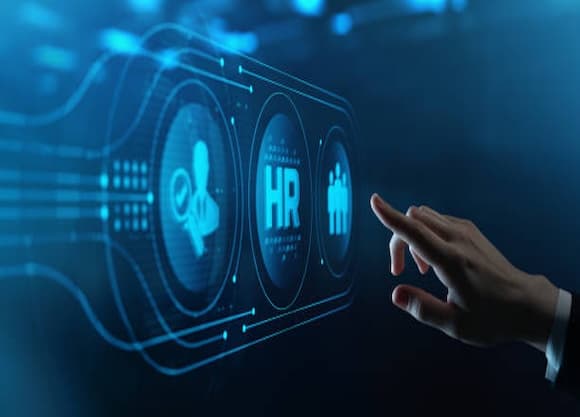 Why You Must Outsource Your Payroll – And Why Choosing an Experienced Provider Matters